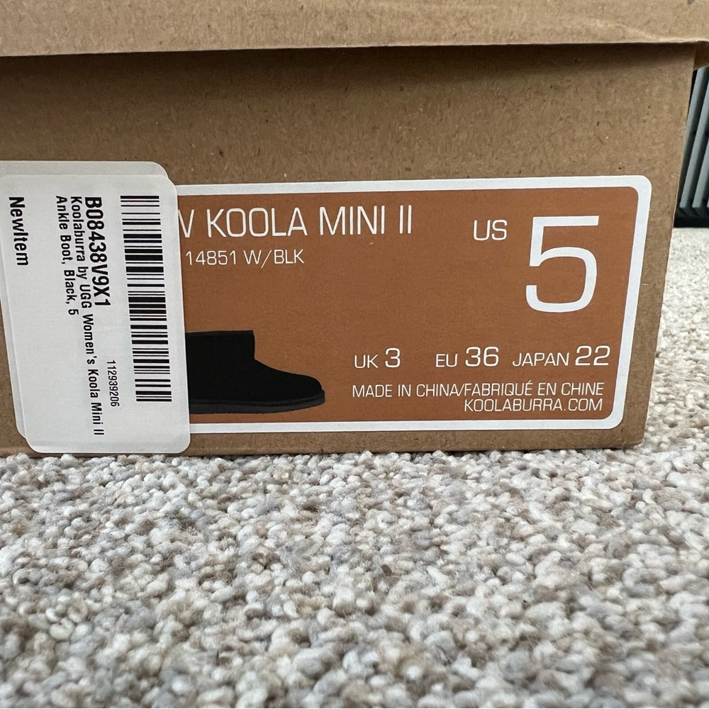 UGG Mini - Picture 7 of 7